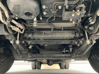 三菱ふそうキャンターパネルバン小型（2t・3t）[写真09]