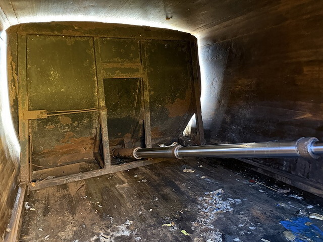 いすゞエルフパッカー車（塵芥車）小型（2t・3t）[写真10]