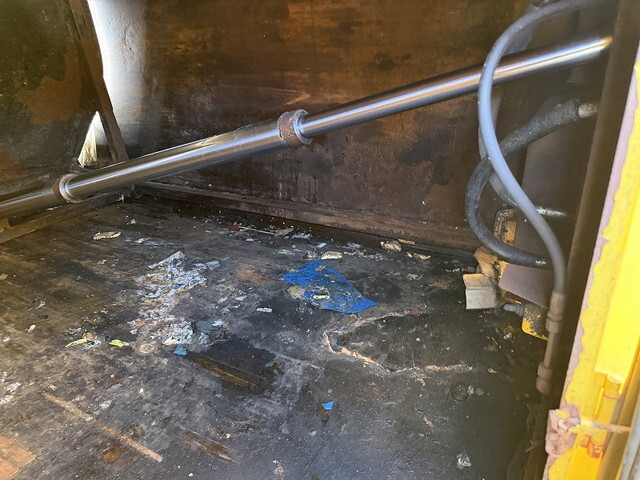 いすゞエルフパッカー車（塵芥車）小型（2t・3t）[写真11]