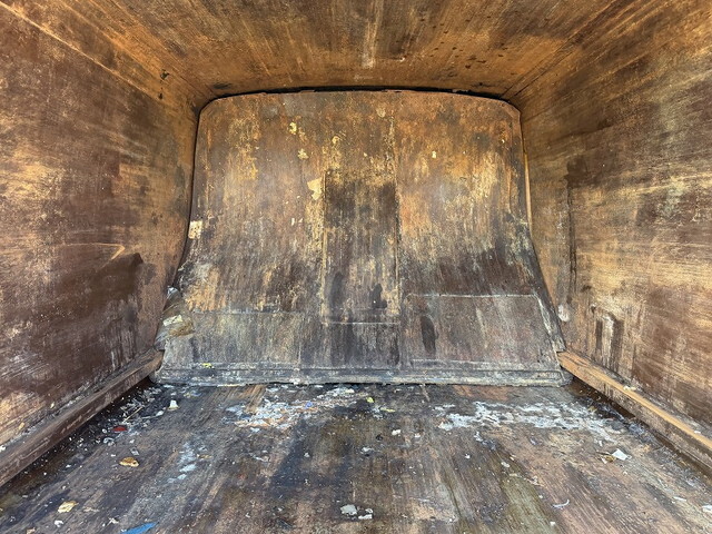 いすゞエルフパッカー車（塵芥車）小型（2t・3t）[写真14]