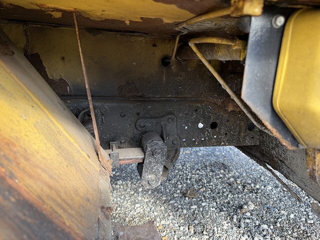 いすゞエルフパッカー車（塵芥車）小型（2t・3t）[写真24]