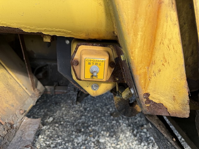 いすゞエルフパッカー車（塵芥車）小型（2t・3t）[写真25]