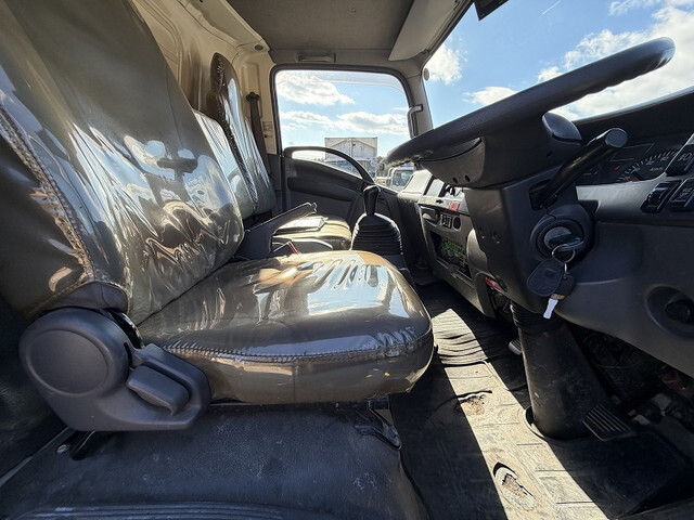 いすゞエルフパッカー車（塵芥車）小型（2t・3t）[写真31]