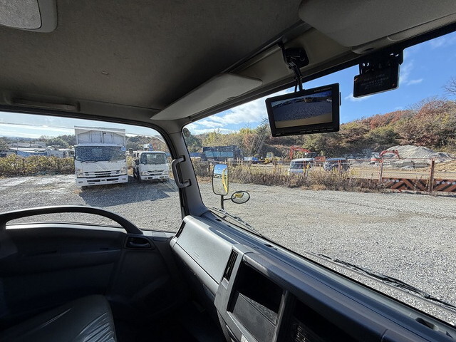 いすゞエルフパッカー車（塵芥車）小型（2t・3t）[写真40]