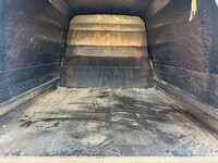 いすゞフォワードパッカー車（塵芥車）増トン（6t・8t）[写真12]