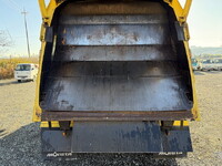 いすゞフォワードパッカー車（塵芥車）増トン（6t・8t）[写真15]