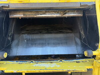 いすゞフォワードパッカー車（塵芥車）増トン（6t・8t）[写真16]