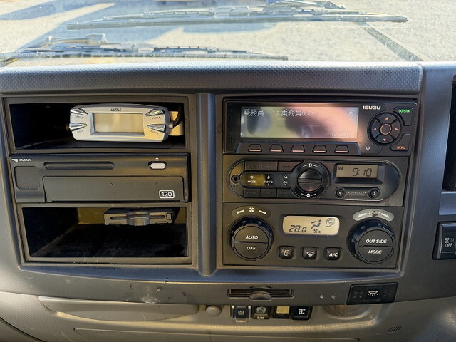 いすゞフォワードパッカー車（塵芥車）増トン（6t・8t）[写真34]