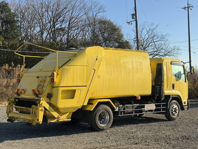 いすゞフォワードパッカー車（塵芥車）増トン（6t・8t）[写真04]