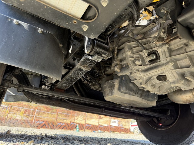 三菱ふそうキャンターパッカー車（塵芥車）小型（2t・3t）[写真23]