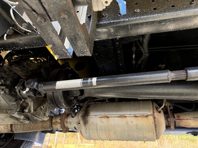 三菱ふそうキャンターパッカー車（塵芥車）小型（2t・3t）[写真24]