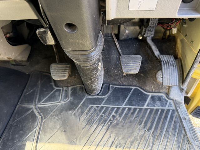 三菱ふそうキャンターパッカー車（塵芥車）小型（2t・3t）[写真31]