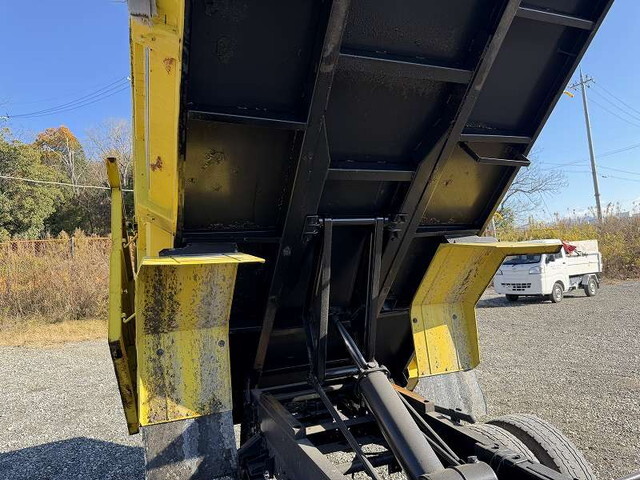 三菱ふそうキャンター深ダンプ（土砂禁ダンプ）小型（2t・3t）[写真16]