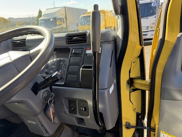 三菱ふそうキャンター深ダンプ（土砂禁ダンプ）小型（2t・3t）[写真33]