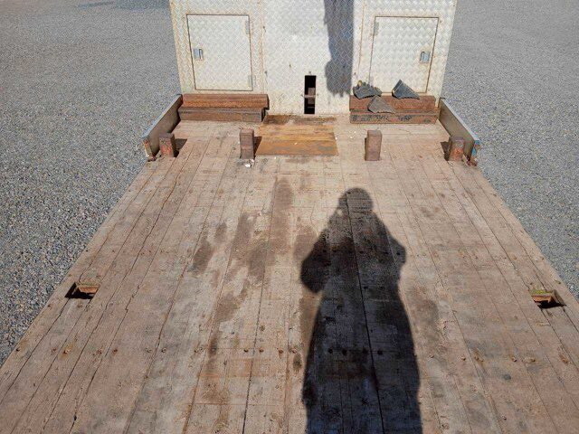 UDトラックスクオンセルフクレーン4段大型（10t）[写真13]