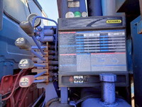 UDトラックスクオンセルフクレーン4段大型（10t）[写真23]