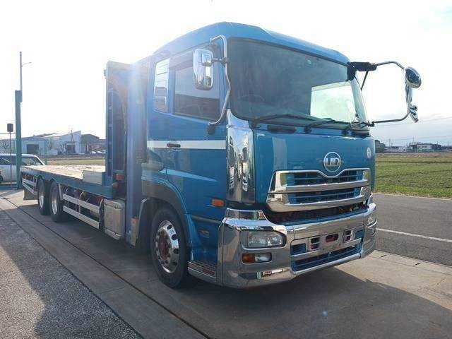 UDトラックスクオンセルフクレーン4段大型（10t）[写真03]