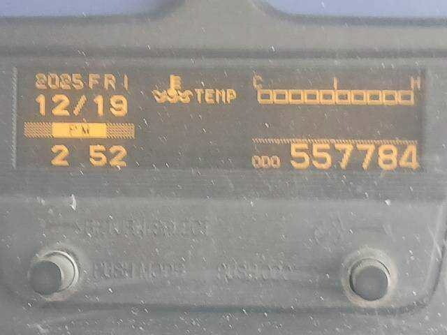 UDトラックスクオンセルフクレーン4段大型（10t）[写真31]