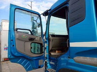 UDトラックスクオンセルフクレーン4段大型（10t）[写真34]