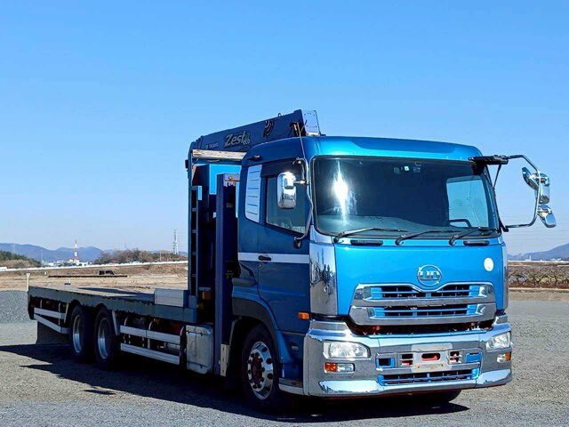 UDトラックスクオンセルフクレーン4段大型（10t）[写真04]