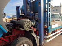 UDトラックスクオンセルフクレーン4段大型（10t）[写真41]