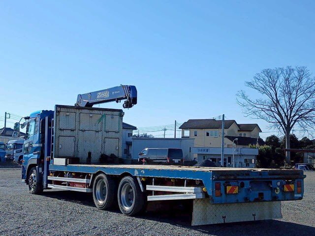 UDトラックスクオンセルフクレーン4段大型（10t）[写真05]