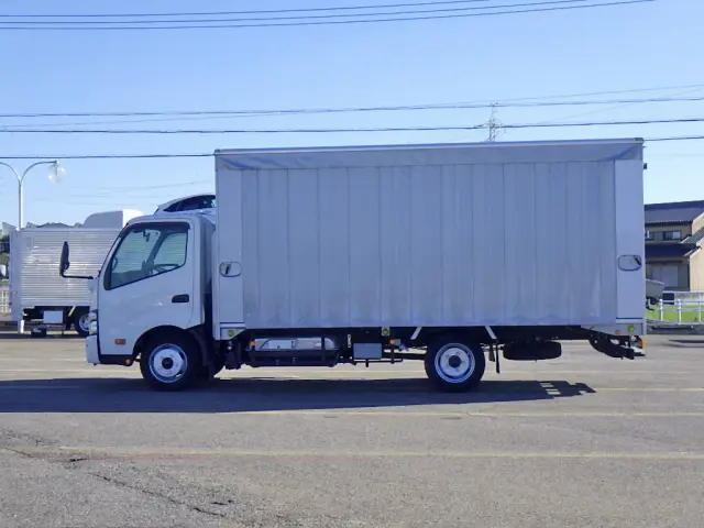 トヨタダイナカーテン車小型（2t・3t）[写真05]