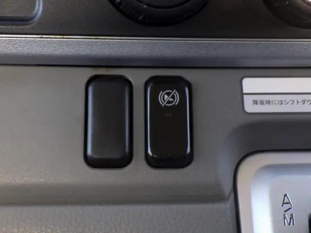 三菱ふそうキャンター平ボディ小型（2t・3t）[写真39]