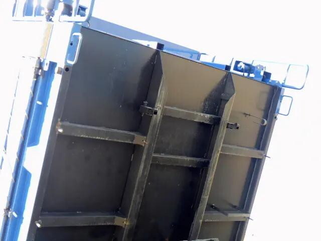 日野デュトロダンプ小型（2t・3t）[写真12]