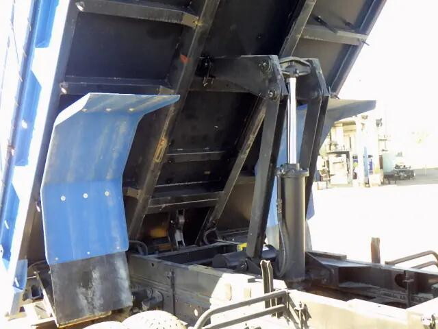 日野デュトロダンプ小型（2t・3t）[写真13]