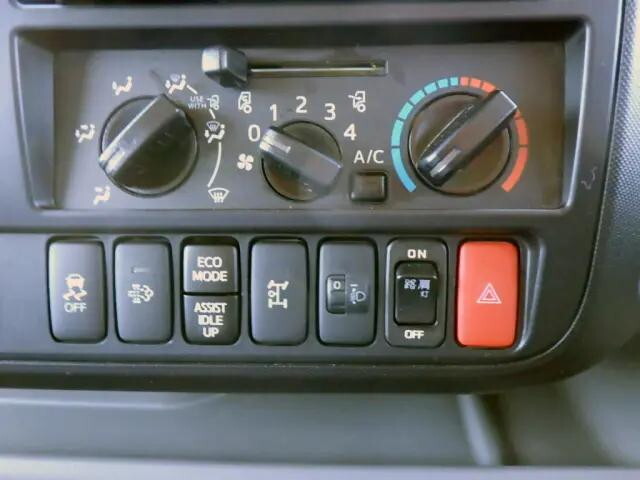 日野デュトロダンプ小型（2t・3t）[写真33]