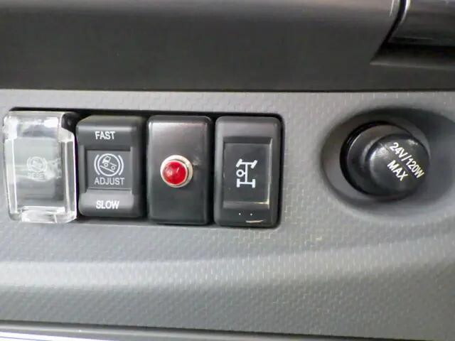 いすゞフォワードクレーン4段中型（4t）[写真19]