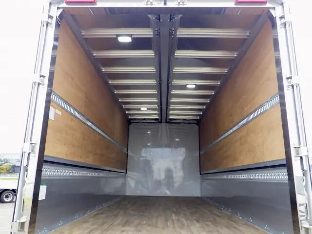 いすゞフォワードアルミウイング中型（4t）[写真14]