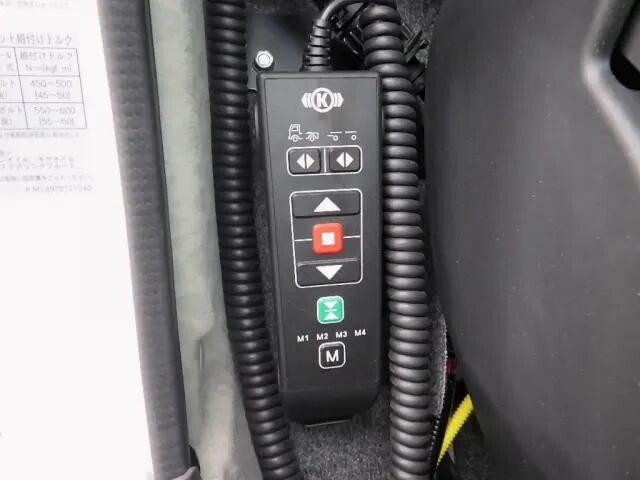 いすゞフォワードアルミウイング中型（4t）[写真31]