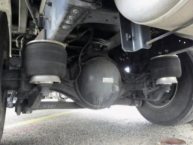 いすゞフォワードアルミウイング中型（4t）[写真35]