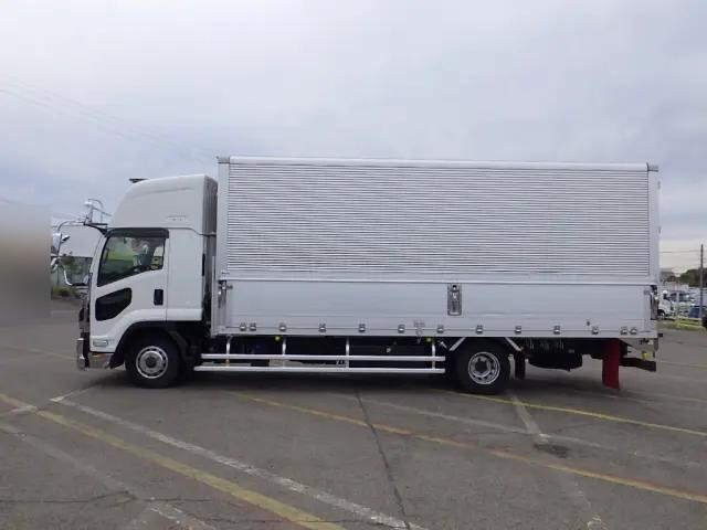 いすゞフォワードアルミウイング中型（4t）[写真04]