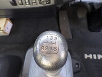 日野レンジャー平ボディ中型（4t）[写真18]