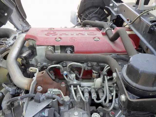 日野レンジャー平ボディ中型（4t）[写真24]