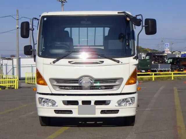 日野レンジャー平ボディ中型（4t）[写真03]