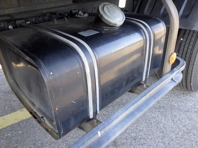 日野レンジャー平ボディ中型（4t）[写真31]