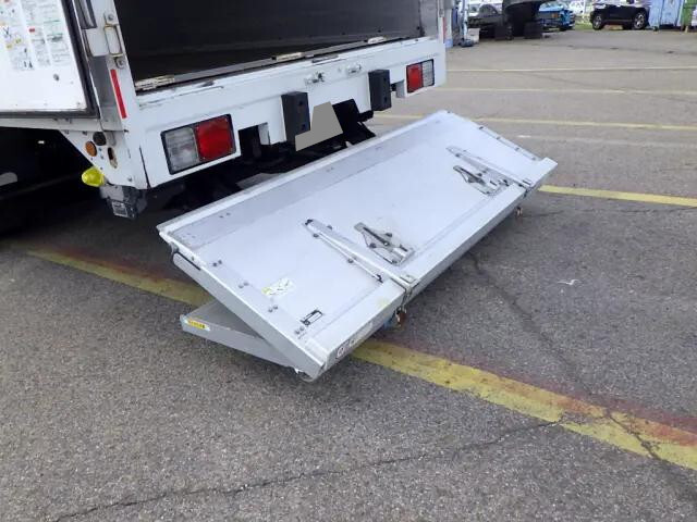 日野レンジャーアルミウイング中型（4t）[写真15]