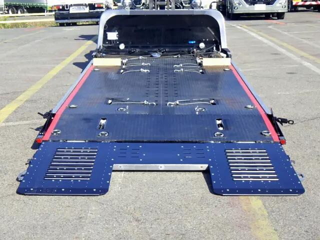 三菱ふそうキャンターキャリアカー小型（2t・3t）[写真10]