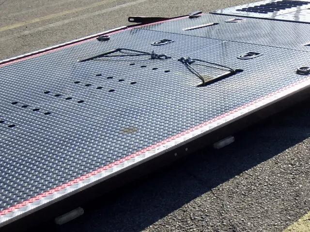 三菱ふそうキャンターキャリアカー小型（2t・3t）[写真12]