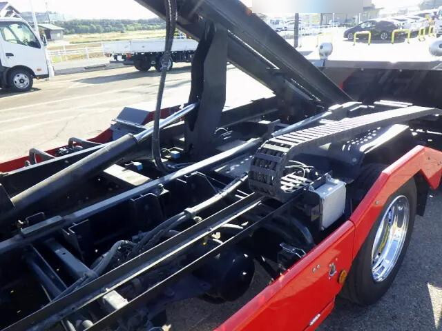 三菱ふそうキャンターキャリアカー小型（2t・3t）[写真21]