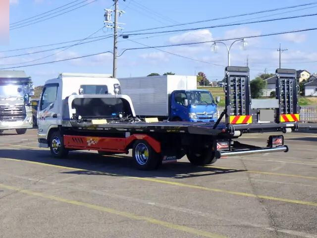 三菱ふそうキャンターキャリアカー小型（2t・3t）[写真04]