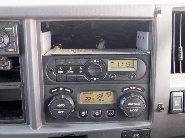 いすゞフォワードアルミウイング中型（4t）[写真19]