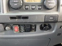 いすゞフォワードアルミウイング中型（4t）[写真21]