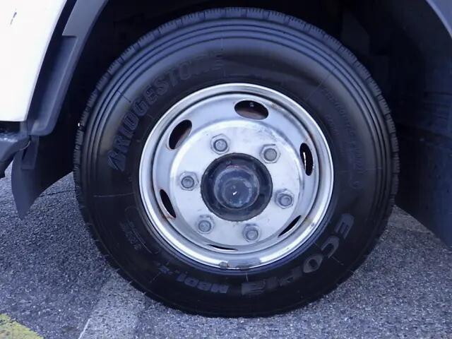 いすゞフォワードアルミウイング中型（4t）[写真26]