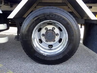 いすゞフォワードアルミウイング中型（4t）[写真28]