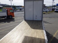 いすゞフォワードアルミウイング中型（4t）[写真36]